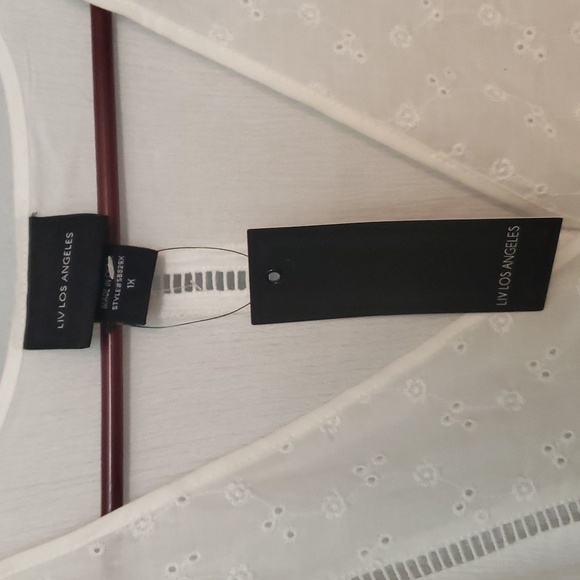 Top - Picture 3 of 4